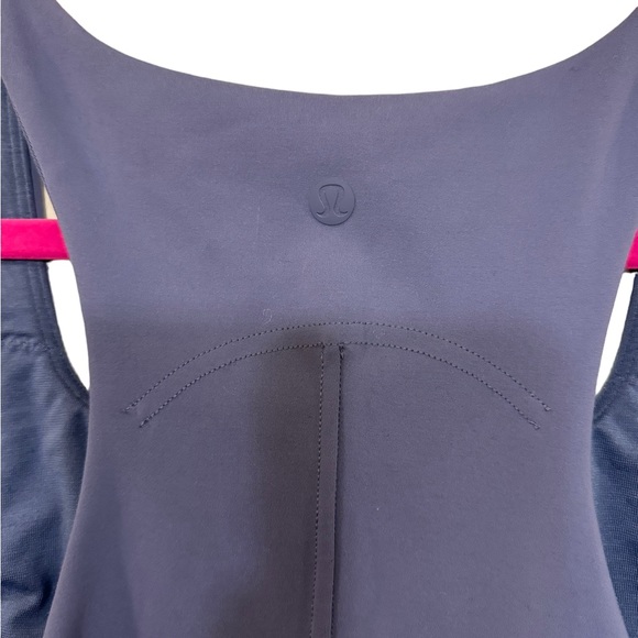 COPY - Lululemon InStill Tank Top Size 8 - Picture 6 of 6